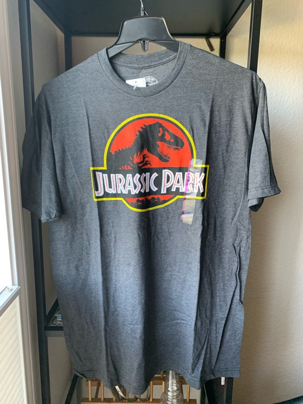 NWT Men’s Jurassic Park Logo Graphic Tee Charcoal Heather Grey T-Shirt Dinosaur